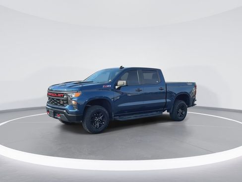 Used 2023 Chevrolet Silverado 1500 Custom Trail Boss image 4