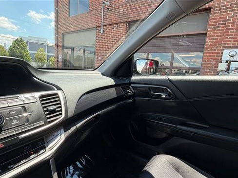 Used 2015 Honda Accord Sport image 36
