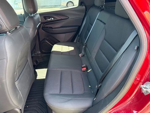 Used 2021 Chevrolet TrailBlazer RS w/ Sun and Liftgate Package FWD image 11
