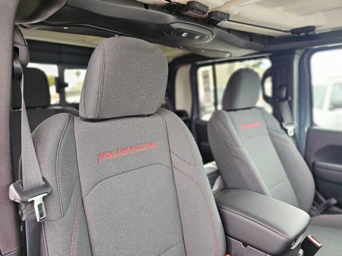 New 2026 Jeep Gladiator Sport AWD/4WD image 27