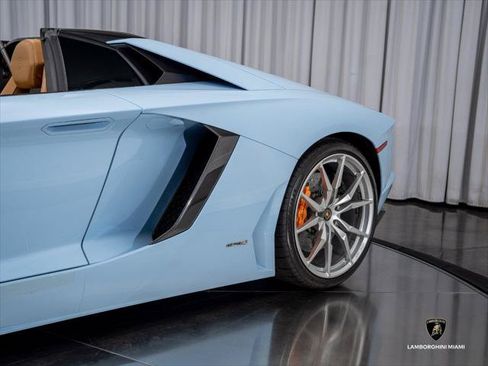 Used 2015 Lamborghini Aventador LP 700-4 AWD/4WD image 15