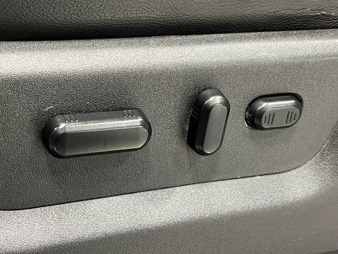 Used 2014 Ford F250 Lariat w/ Chrome Package AWD/4WD image 16