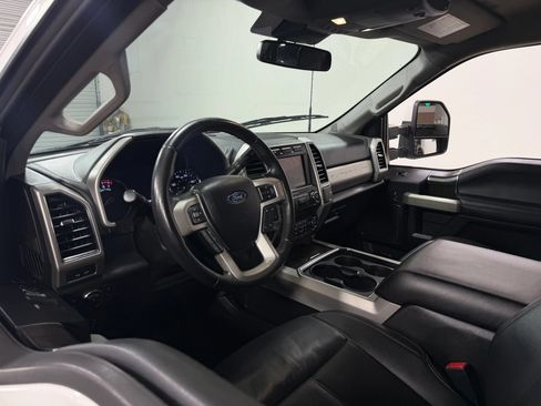 Used 2020 Ford F250 Lariat w/ Lariat Ultimate Package AWD/4WD image 14