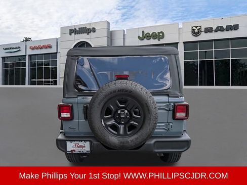 Certified 2025 Jeep Wrangler Sport AWD/4WD image 4