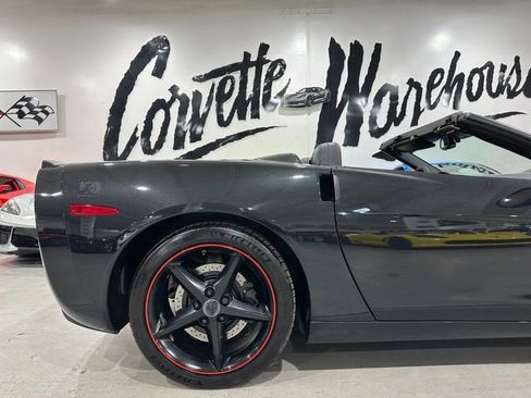 Used 2012 Chevrolet Corvette Convertible w/ 3LT Preferred Equipment Group image 4