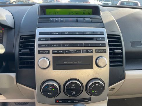 Used 2010 MAZDA MAZDA5 Sport FWD image 11