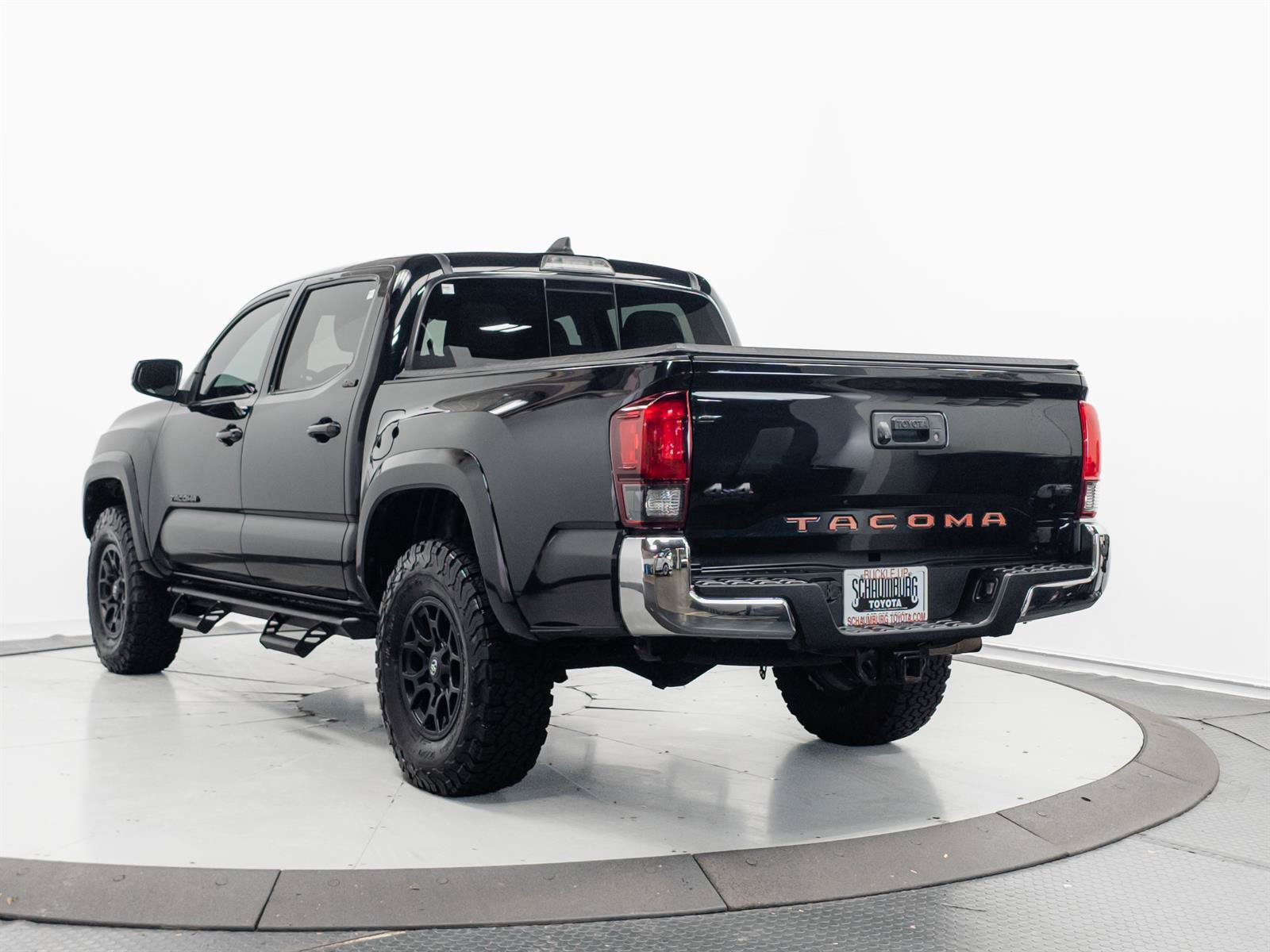 Used 2021 Toyota Tacoma SR5 AWD/4WD image 8