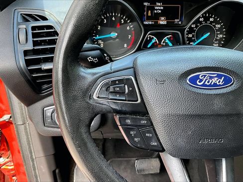 Used 2019 Ford Escape SEL AWD/4WD image 10