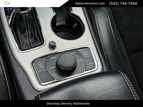 Used 2018 Jeep Grand Cherokee Trackhawk image 29