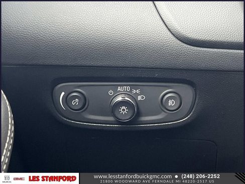 Used 2023 Buick Encore GX Select w/ Sport Touring Package image 32