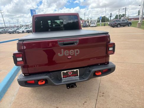 Used 2021 Jeep Gladiator Mojave AWD/4WD image 14