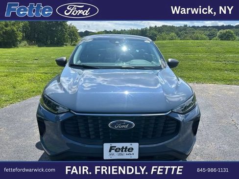 Certified 2025 Ford Escape Active AWD/4WD image 3