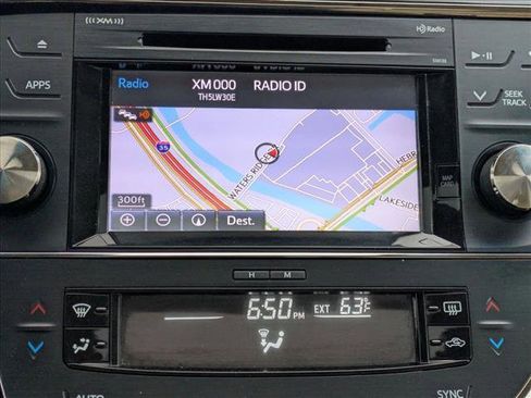 Used 2016 Toyota Avalon XLE Premium image 15