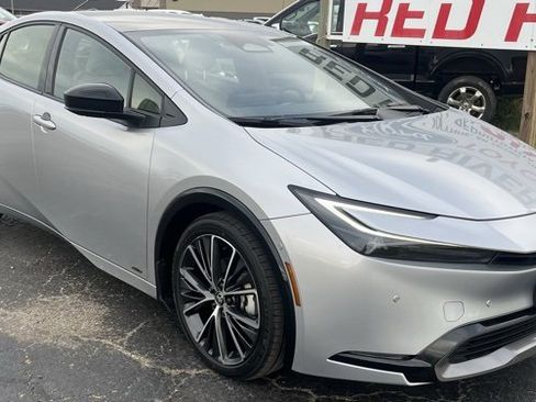 Used 2024 Toyota Prius Limited w/ Limited Premium Package image 2