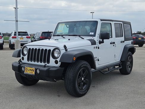 Used 2018 Jeep Wrangler Unlimited Sport S image 7