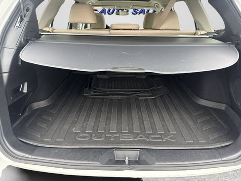 Used 2018 Subaru Outback 2.5i Limited image 9