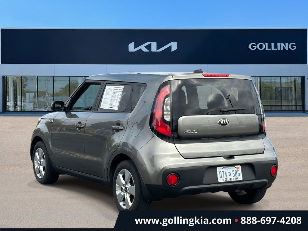Used 2017 Kia Soul FWD image 4