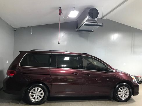 Used 2010 Honda Odyssey EX-L image 2