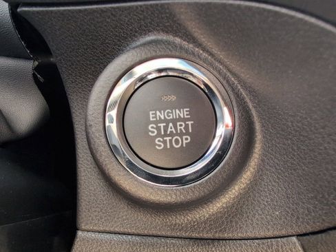 Used 2025 Subaru Ascent Limited image 34