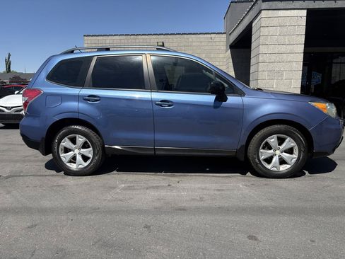 Used 2015 Subaru Forester 2.5i w/ Alloy Wheel Package AWD/4WD image 4