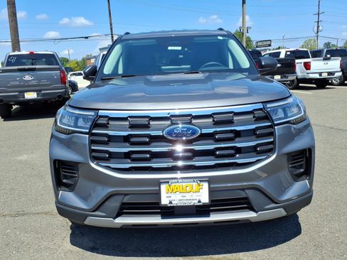 New 2026 Ford Explorer Active AWD/4WD image 2