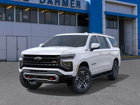 New 2026 Chevrolet Suburban Z71 w/ Z71 Off-Road Package AWD/4WD image 34