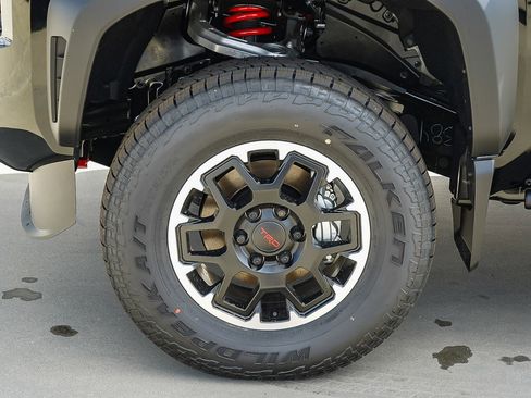 New 2026 Toyota Tacoma TRD Off-Road AWD/4WD image 11