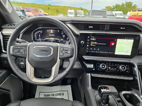 Used 2025 GMC Sierra 1500 Denali w/ Denali Reserve Package AWD/4WD image 20