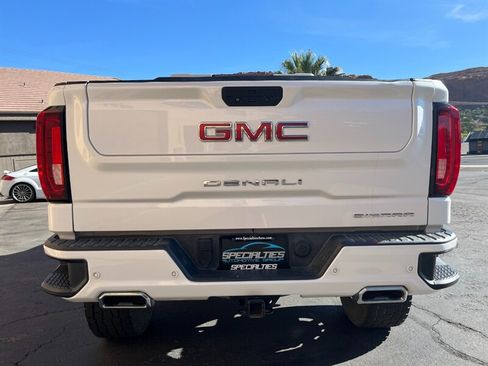 Used 2021 GMC Sierra 1500 Denali w/ Denali Ultimate Package AWD/4WD image 24