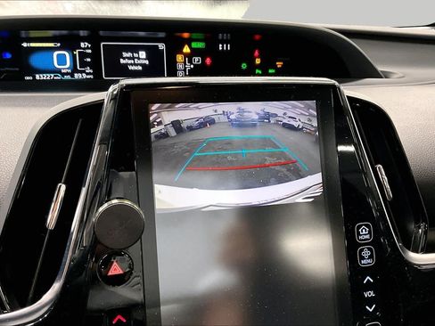 Used 2018 Toyota Prius Prime Advanced FWD image 26
