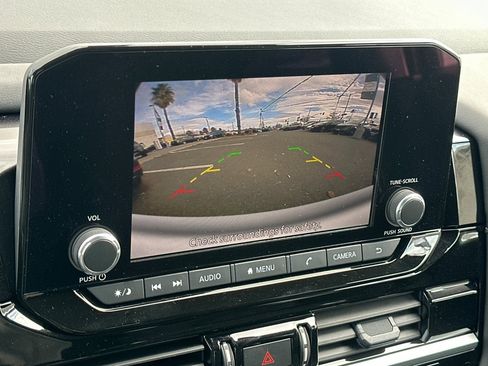 New 2025 Nissan Pathfinder SV w/ Black Appearance Package image 17