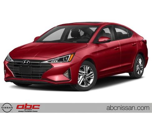 Used 2019 Hyundai Elantra SE image 1