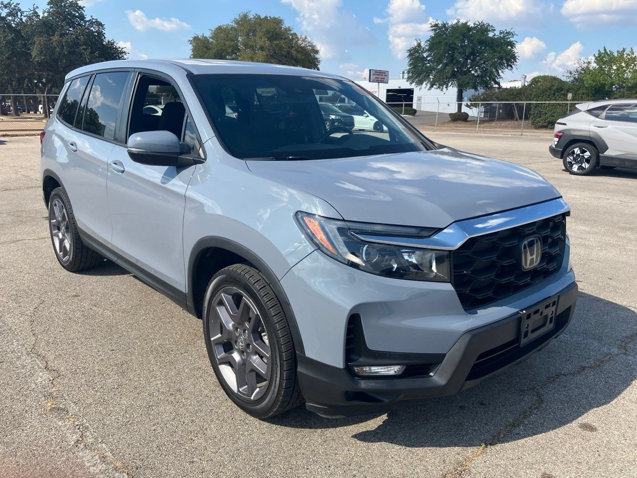 Used 2022 Honda Passport EX-L image 3