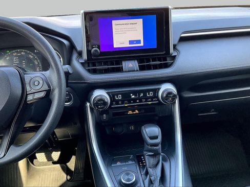 Certified 2025 Toyota RAV4 XLE AWD/4WD image 6