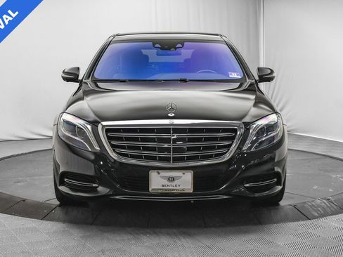 Used 2017 Mercedes-Benz Maybach S 550 4MATIC image 2