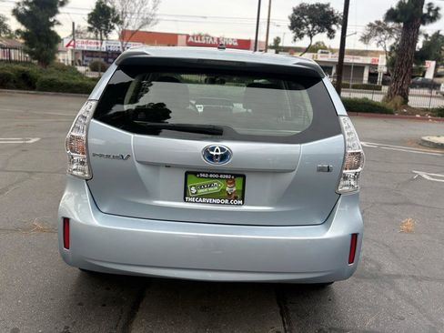 Used 2013 Toyota Prius V Two image 6