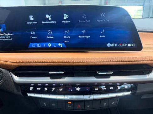 Used 2025 Cadillac XT4 Sport AWD/4WD image 32
