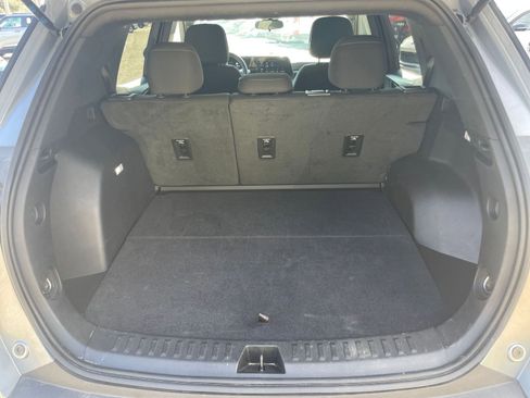 Used 2025 Chevrolet Equinox LT image 30