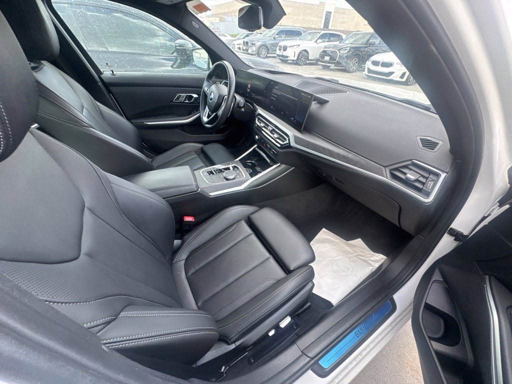 Used 2023 BMW 330i xDrive Sedan w/ Premium Package AWD/4WD image 18