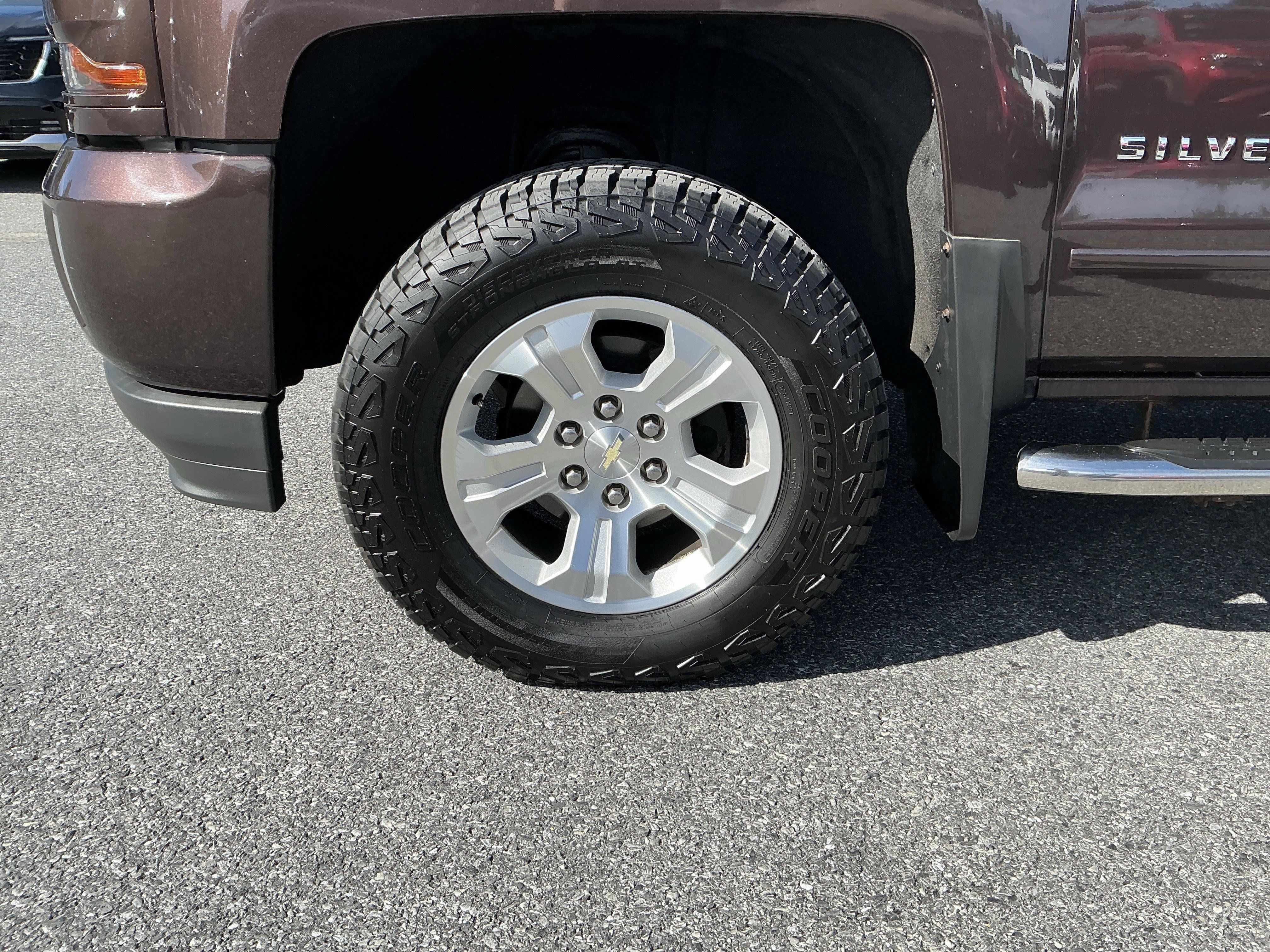 Used 2016 Chevrolet Silverado 1500 LT w/ All Star Edition AWD/4WD image 9