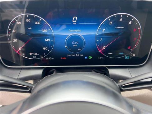 Certified 2026 Mercedes-Benz GLC 300 4MATIC image 11