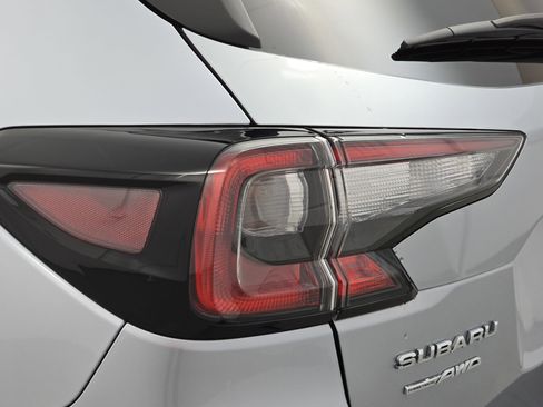 Used 2025 Subaru Outback Premium w/ Popular Package #1A image 33