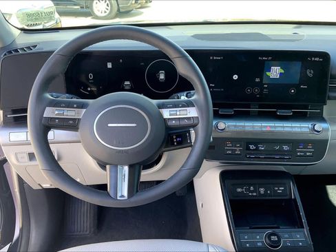 Used 2024 Hyundai Kona Limited FWD image 5