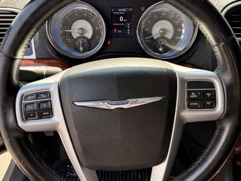 Used 2014 Chrysler 300 Touring w/ Quick Order Package 22F RWD image 11