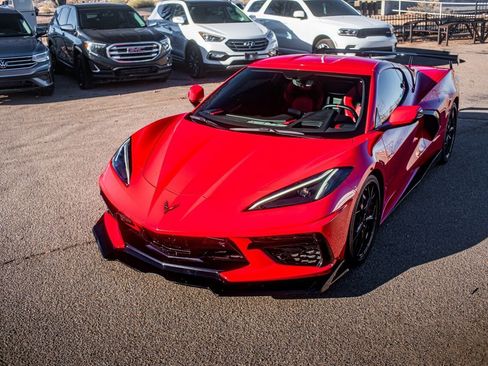 Used 2021 Chevrolet Corvette Stingray Premium Cpe w/ Z51 Performance Package image 9