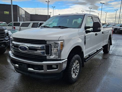 Used 2019 Ford F350 XLT w/ XLT Value Package image 8