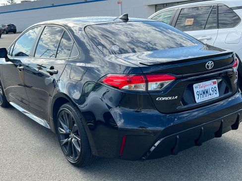 Used 2023 Toyota Corolla SE FWD image 6