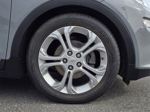 Used 2020 Chevrolet Bolt LT image 12