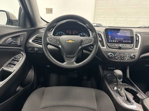 Used 2024 Chevrolet Malibu LT FWD image 22
