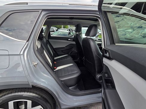 Certified 2023 Volkswagen Taos SEL AWD/4WD image 36